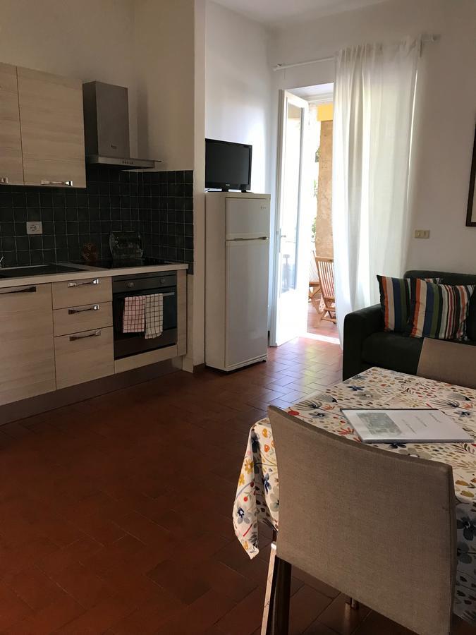 Residenza Le Logge Apart otel Torri Del Benaco Dış mekan fotoğraf