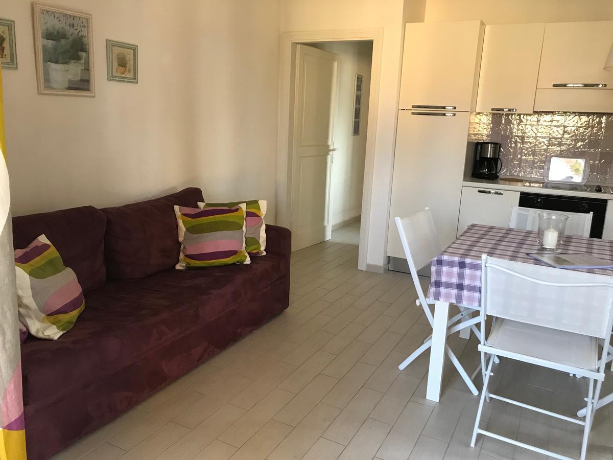 Residenza Le Logge Apart otel Torri Del Benaco Dış mekan fotoğraf