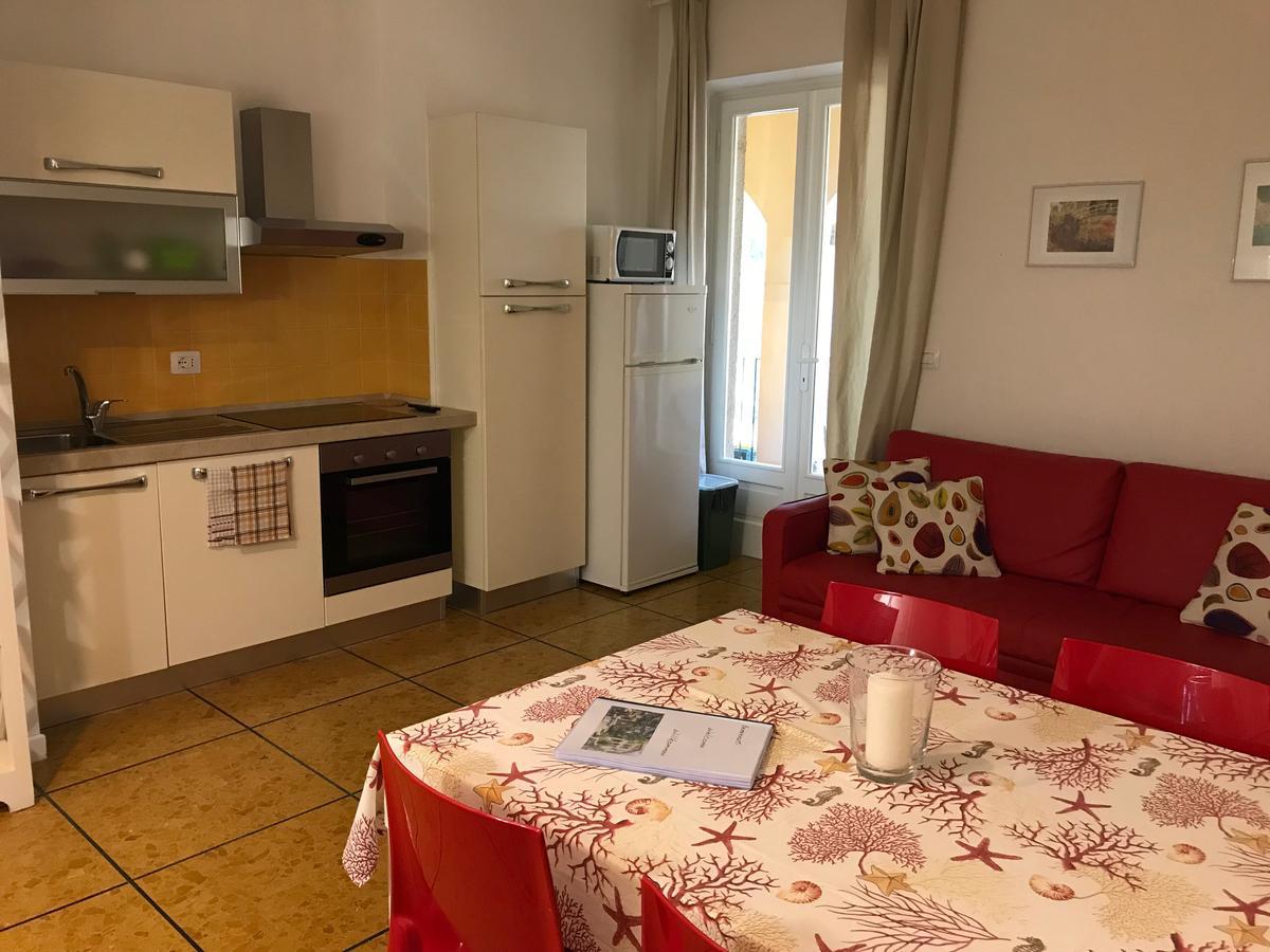Residenza Le Logge Apart otel Torri Del Benaco Dış mekan fotoğraf