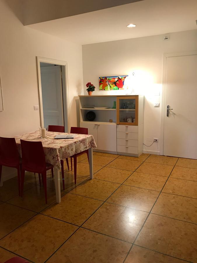 Residenza Le Logge Apart otel Torri Del Benaco Dış mekan fotoğraf